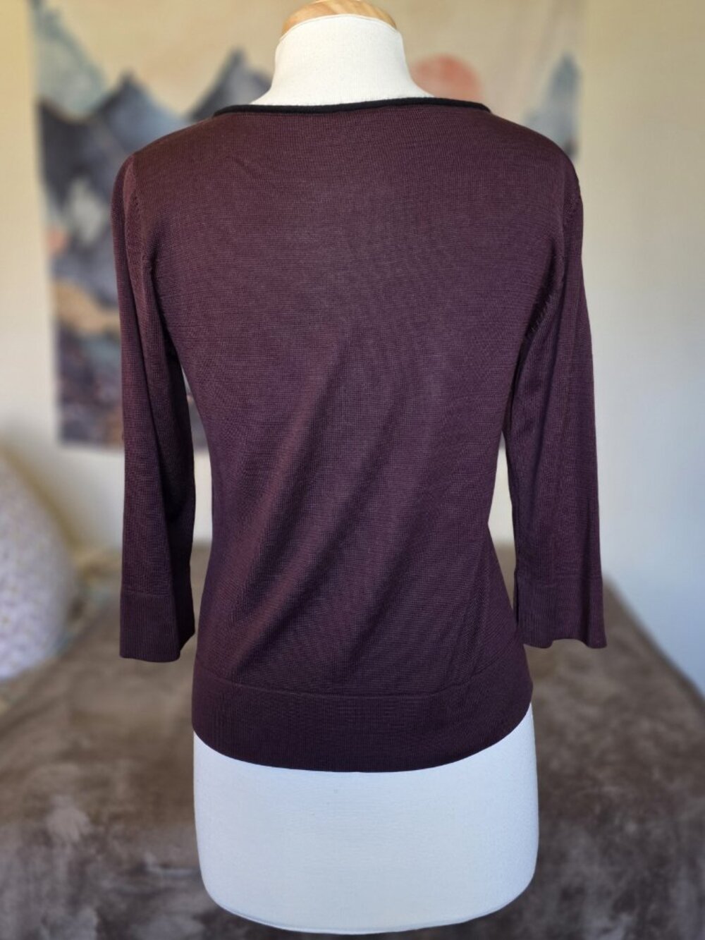Caslon 100% Silk Sweater Womens L Brown Boatneck 3/4 Sleeve Split Cuff Luxury - Picture 4 of 16